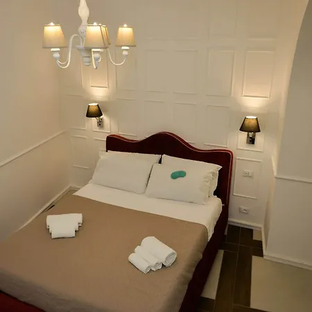 Lover's Palace - Luxurious In Center Of Hébergement de vacances Rome